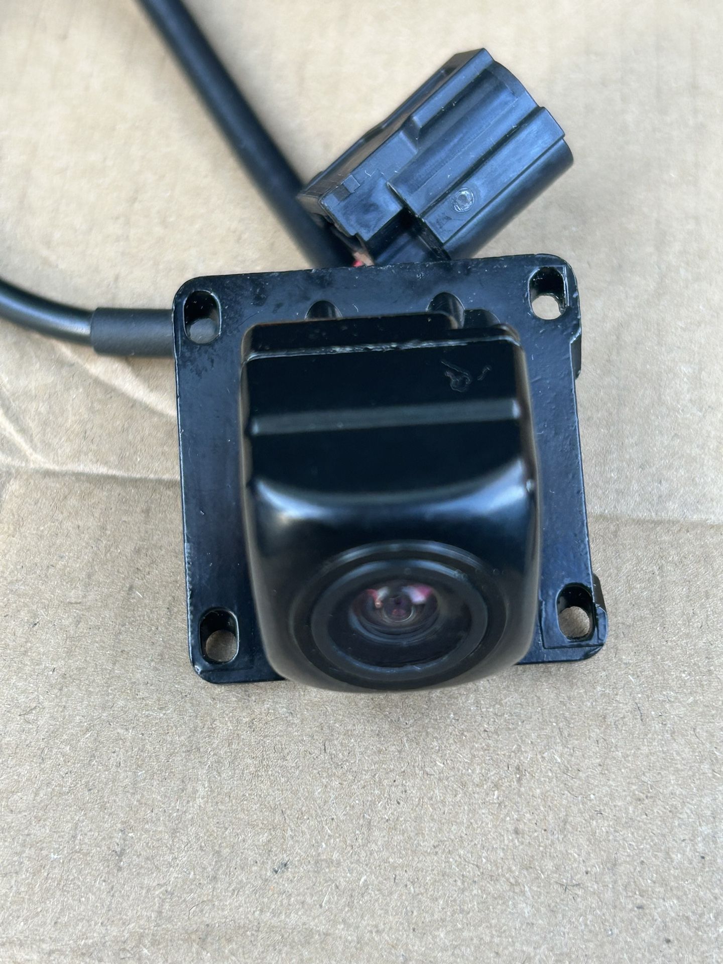 Reversing Camera Reversing Assist Camera 95766-C1100 95766C1100 Compatible for Hyundai SONATA Car Accessories