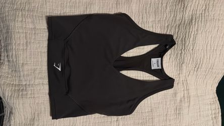 Sports tops