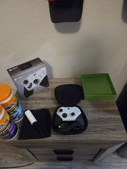 Xbox Elite Series 2 Core Controller - Complete CIB (Stormtrooper)