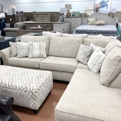 New Sectional 🔥🔥 IN STOCK NOW