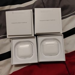 Airpods 4th Generation Bundle