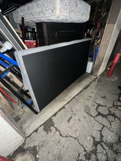 Full Size Bed // All Parts Included