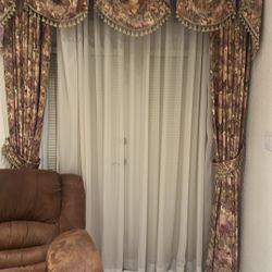 Curtain