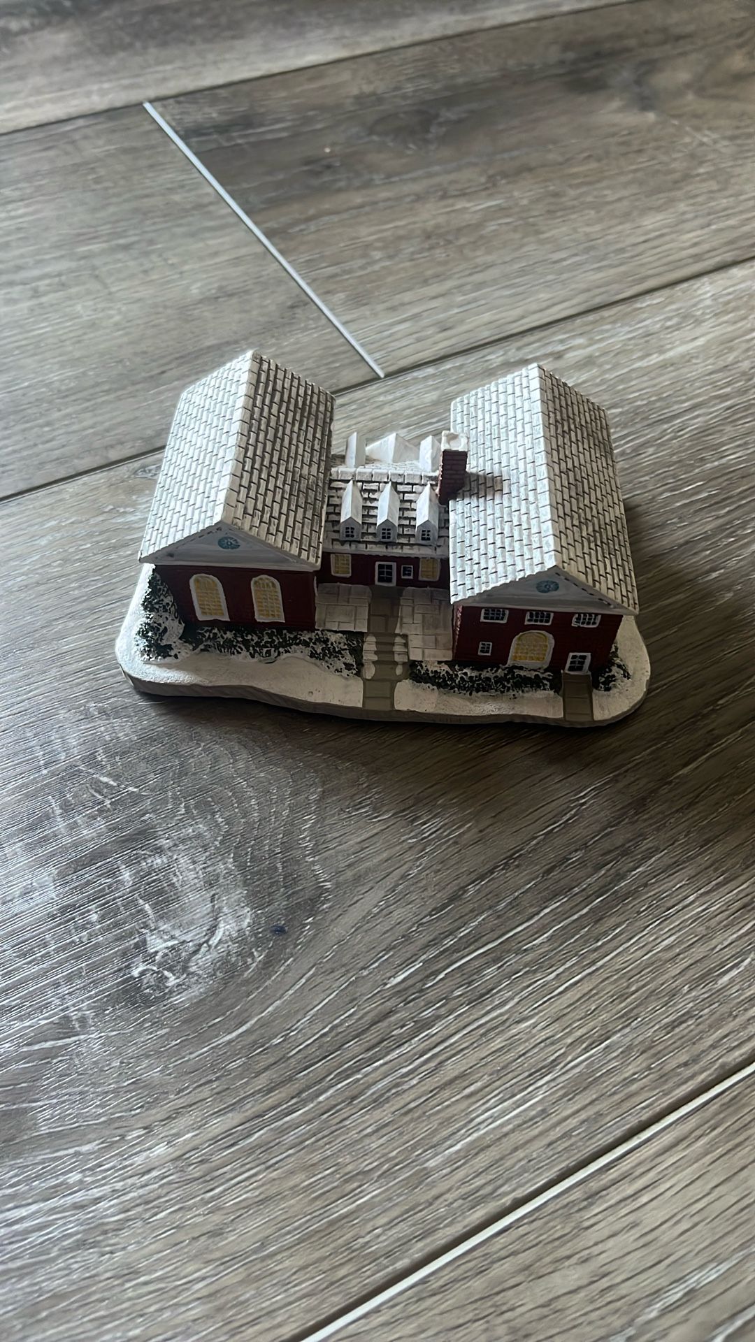 6 ps Rockwell studio norman cristmas village collection houses