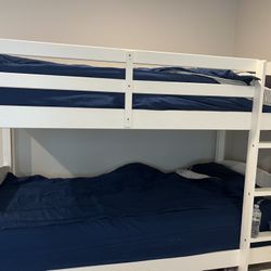 Bunk Bed (2 beds)