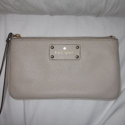 KATE SPADE (Wristlet) 