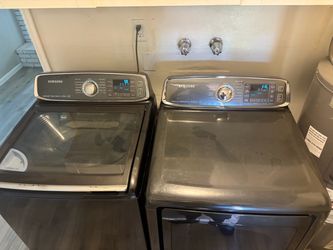Super Clean Samsung High-Capacity Washer & Dryer Set (Black Stainless)