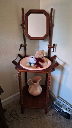 Antique Wash Basin