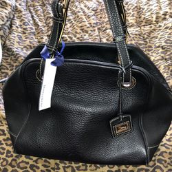 New Dooney & Bourke Black Pebbled Leather Handbag