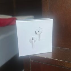 AirPod 4s