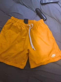 Orange Nike size s