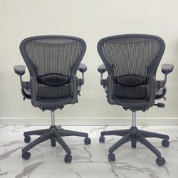 LIKE NEW MILLER CLASSIC AERON OFFICE CHAIR SIZE B FULLY LOADED WITH LUMBAR SUPPORT! 