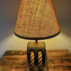 Lámpara Madera Con Cover 21 Plg Carrete Con Soga Barco