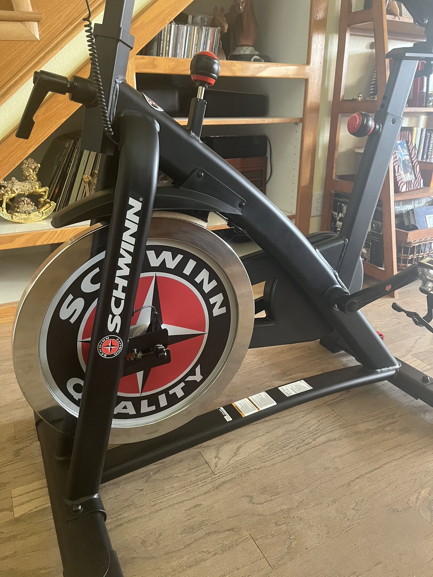 Schwinn Ic3 Indoor Cycling Bike/ Exercise Bike