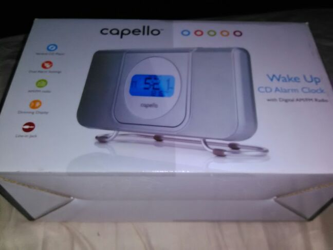 Capello CD Alarm Clock w/ Digital Radio