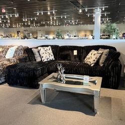 Black 2PC Chaise Sectional Couch