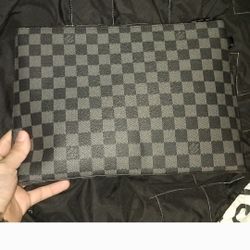 Louis Vuitton Handbag Crossbody