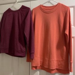 2 Sweatshirts