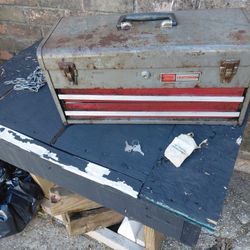 Craftsman Tool Box With Key