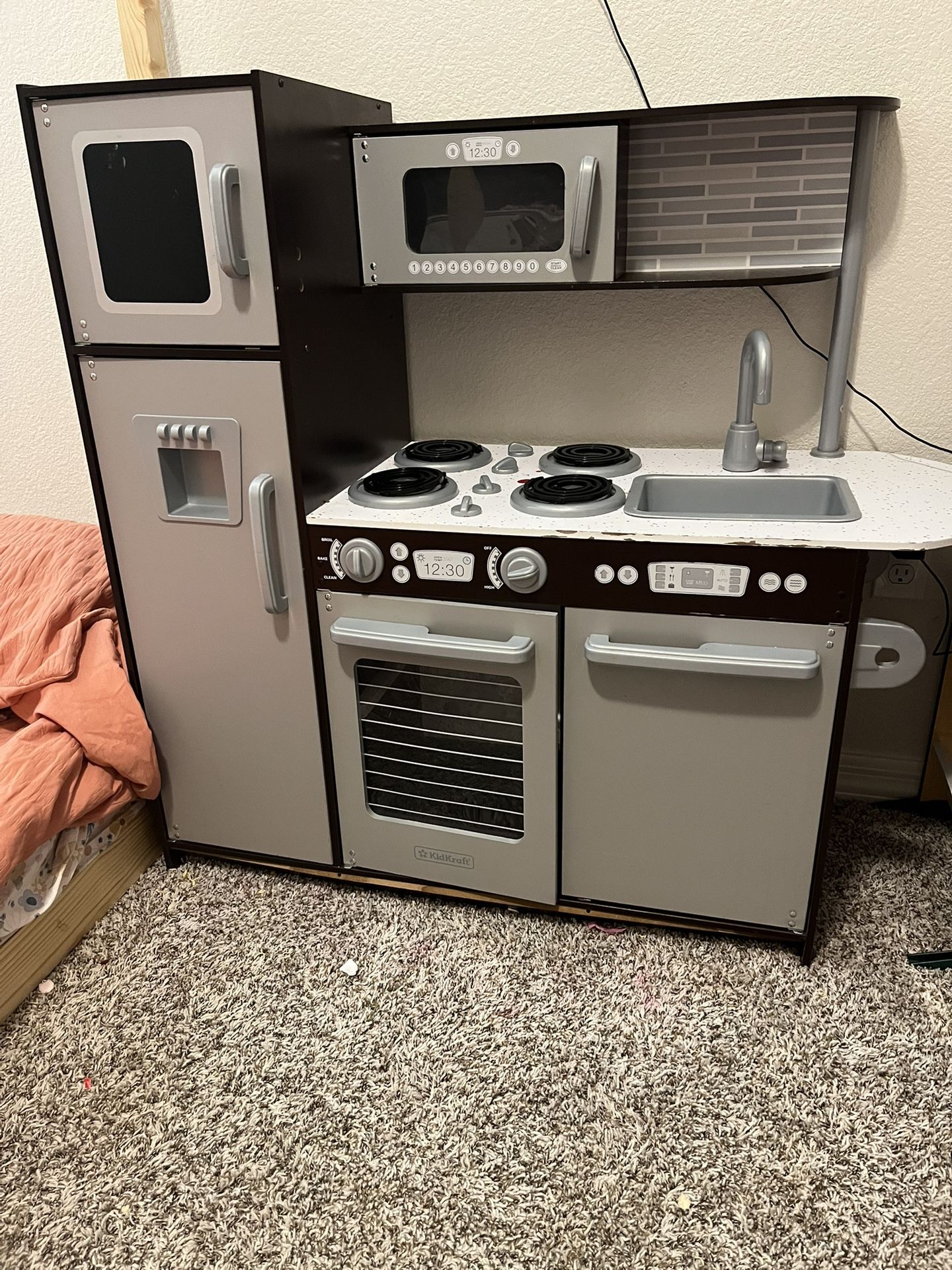 Kids Kitchen