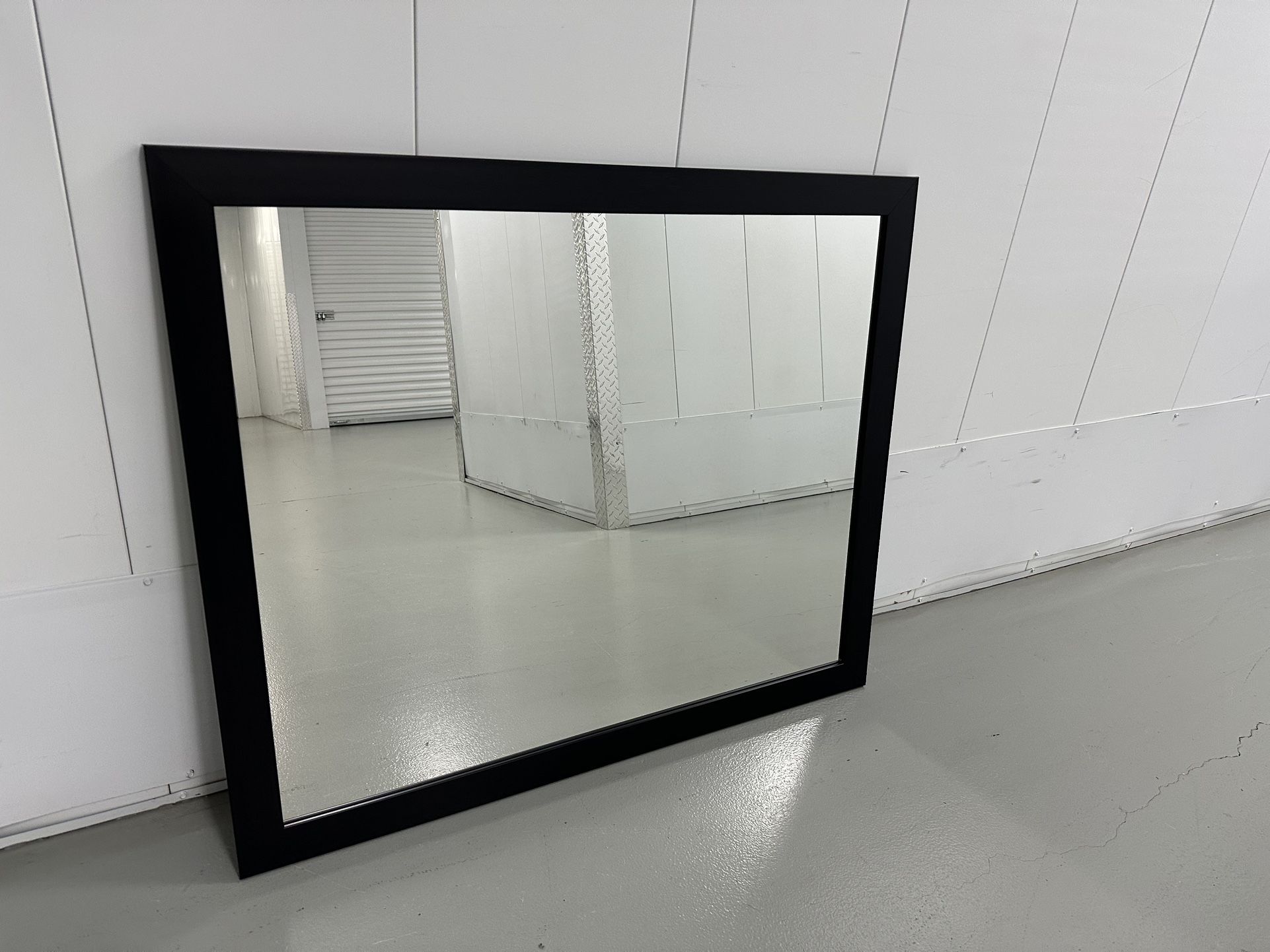 Jensen Rectangular Bathroom Vanity Mirror - 36"x30"