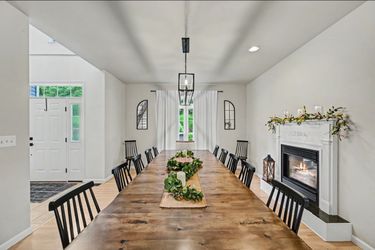 Canadel Dining Table/chairs Solid Wood