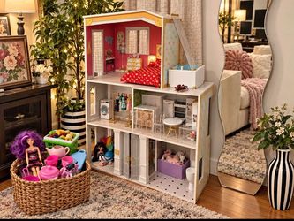 Doll house