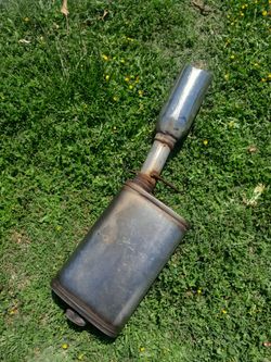 Universal Exhaust/muffler With Chrome Tip