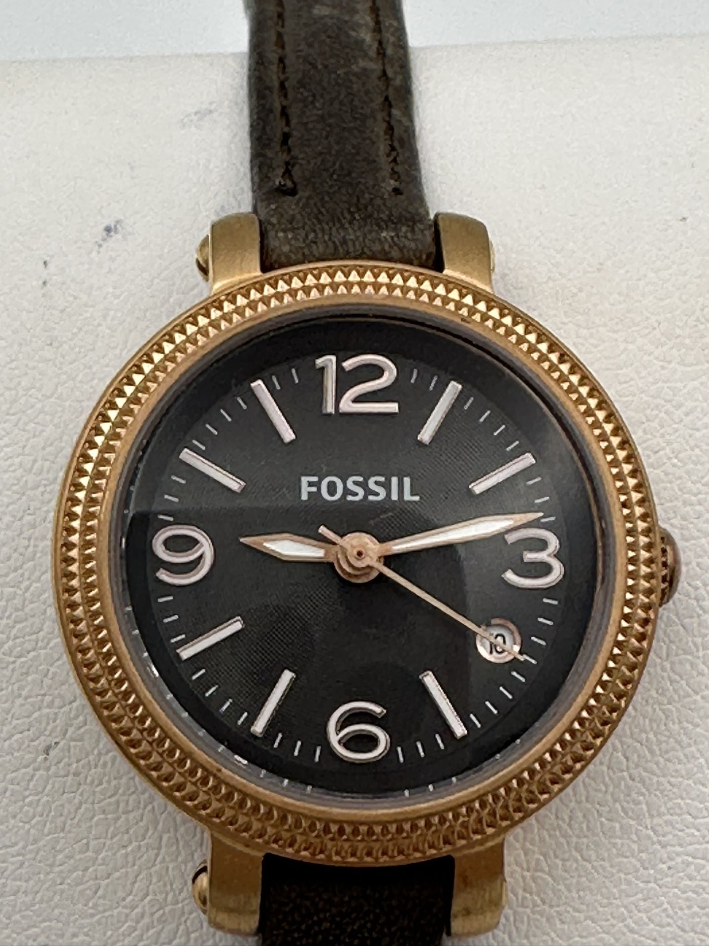 Fossil Very Rare ES3)12 Leather Band Gray Face Copper Colored Case 7” Band I Don’t Test Or Replace Batteries 