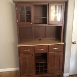 China Cabinet/Wine Rack