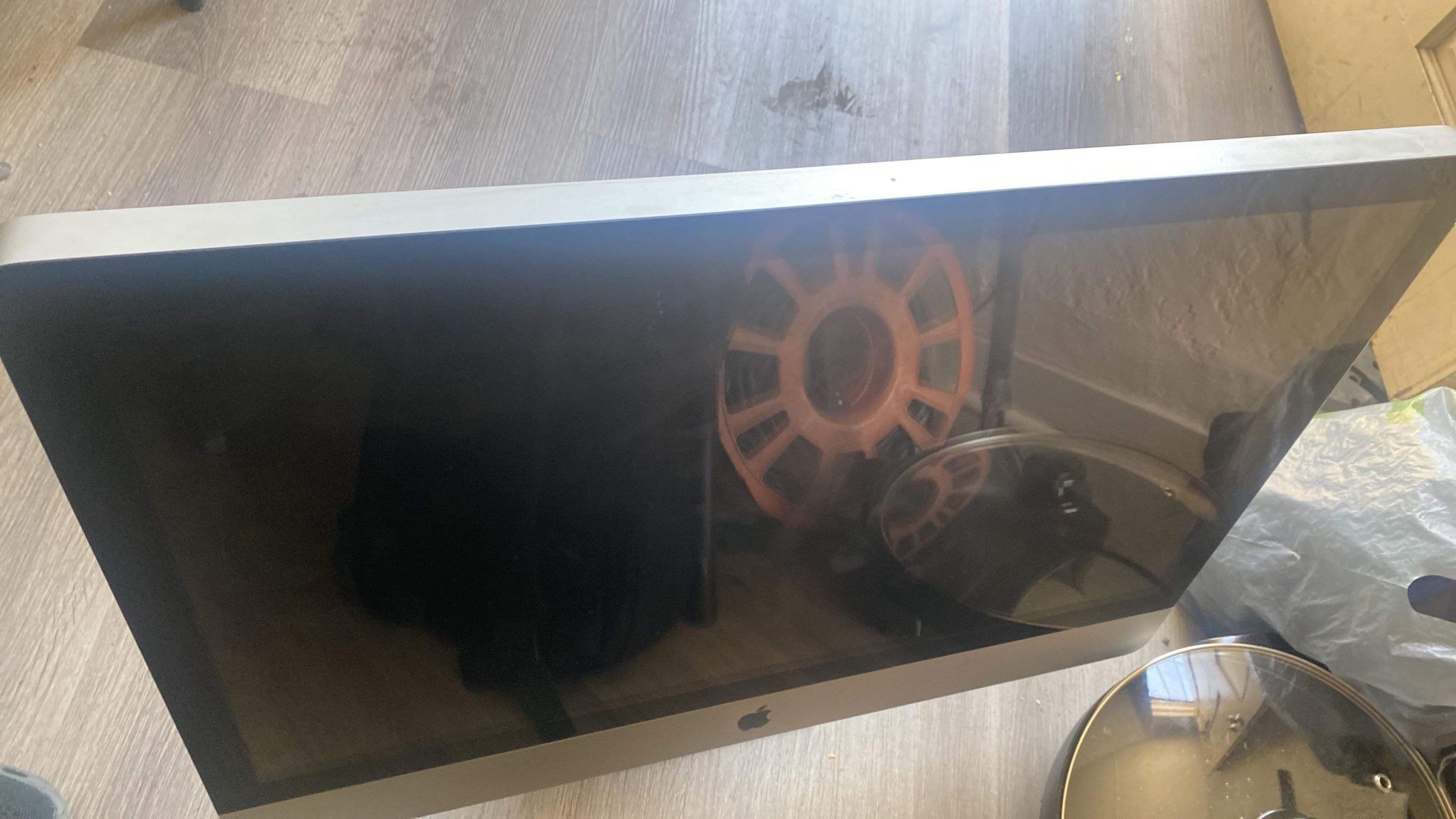 Imac Intel i5 ,, 27 Inche Screen MacOs High Sierra