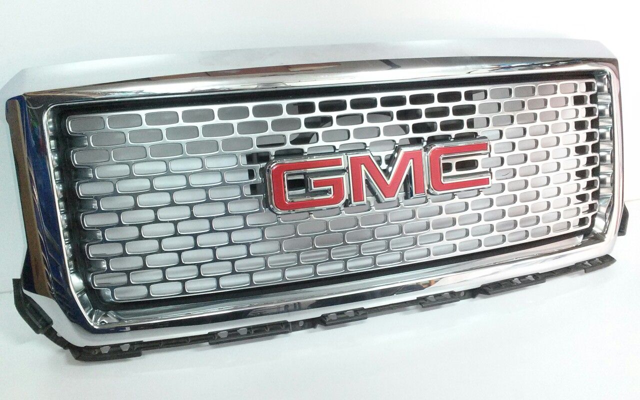 2014 2015 GMC Sierra 1500 Denali OEM chrome front bumper grille grill (some scratches)