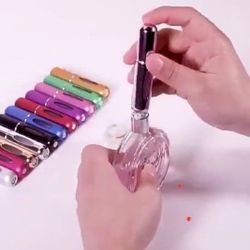 Portable Refillable Perfume Bottle Spray. Can Take It Traveling. Fragrance Spray Holder. Keychain Holder With Heart Shaped Mirror