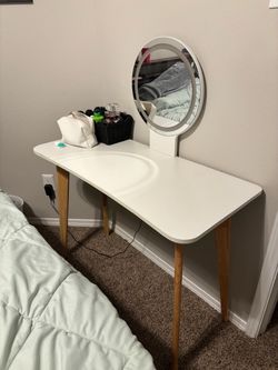 White Vanity Desk with Round Mirror