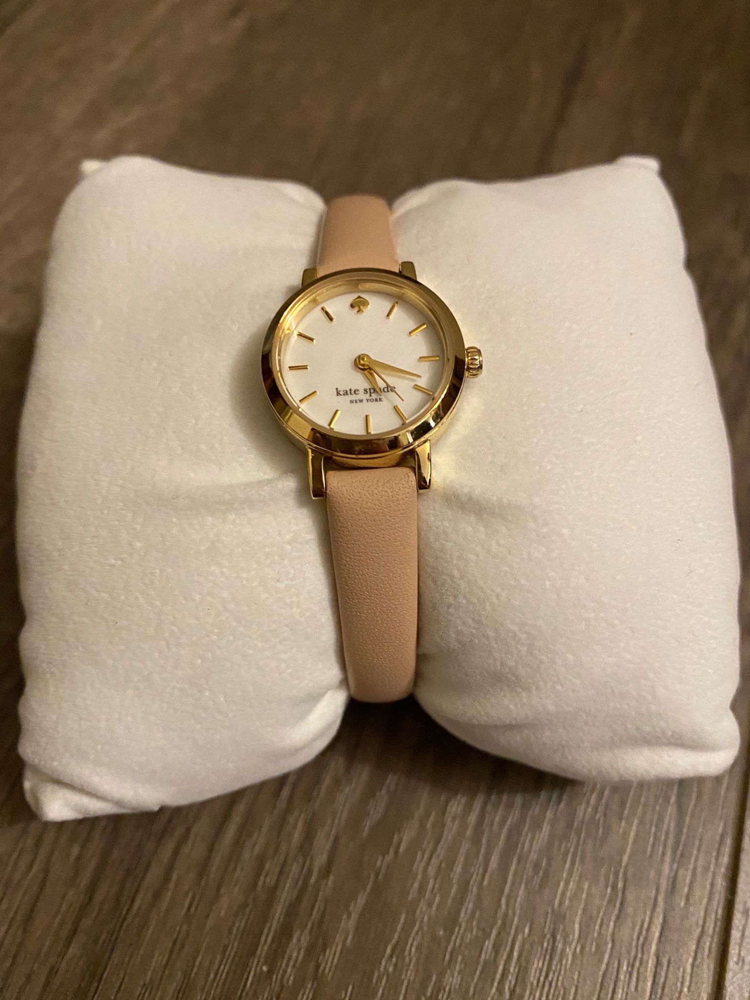 kate spade watch needs a new battery