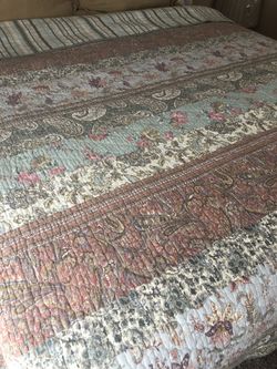 Queen / full size quilt