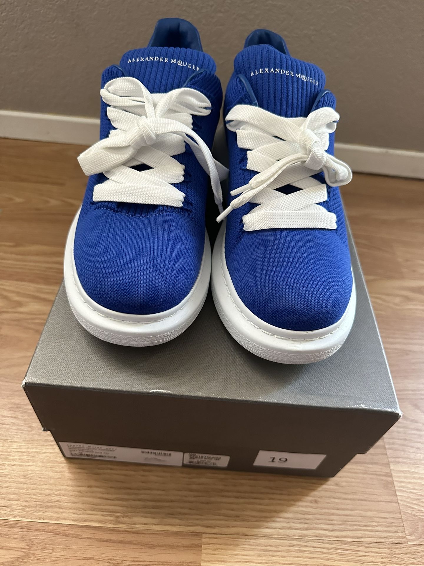 Alexander McQueen Almost Brand New Size 42.5