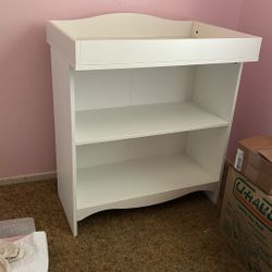 baby changing table 