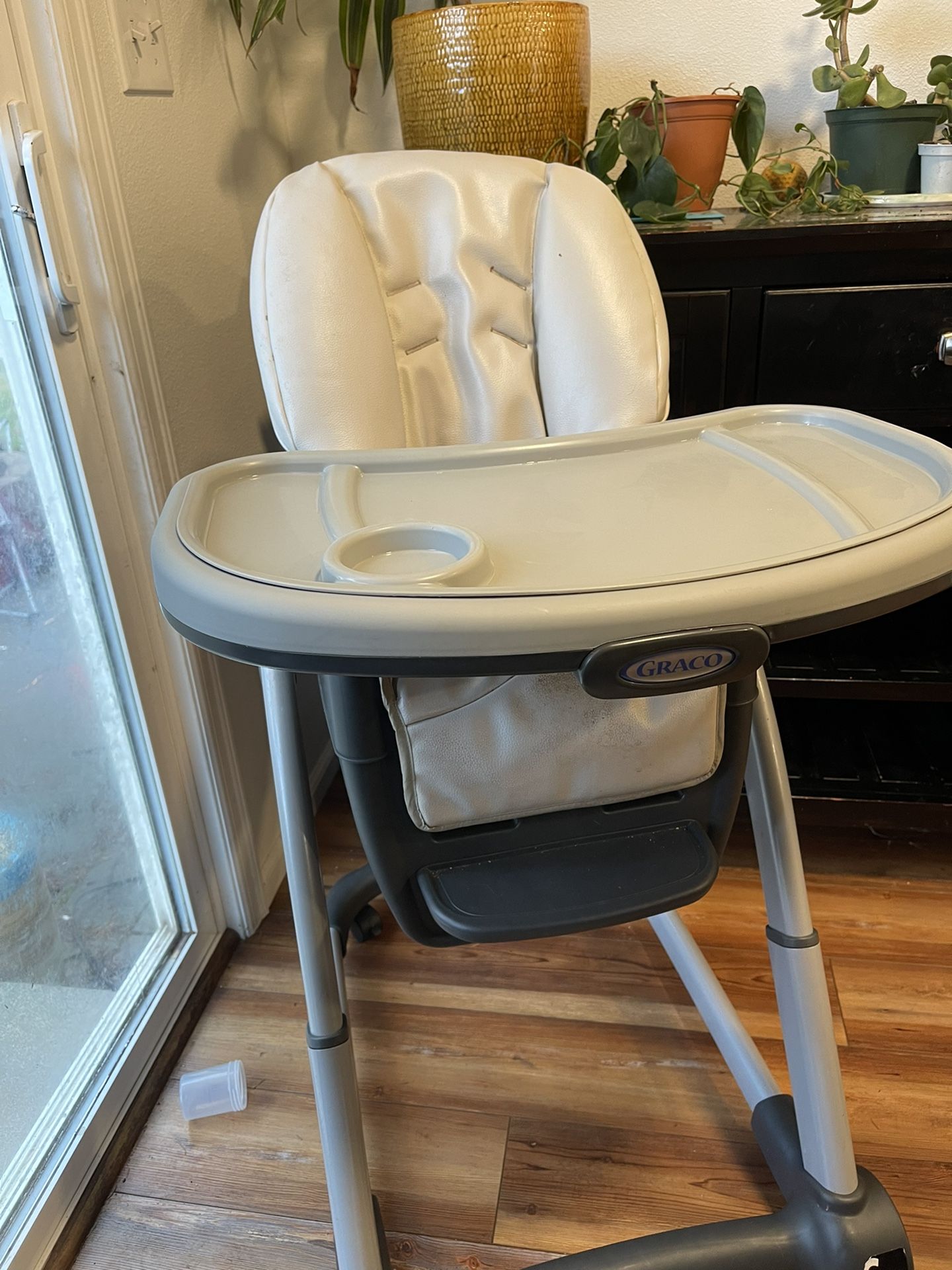 High Chair 