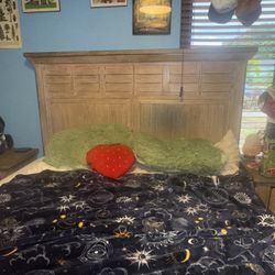 Rustic Wood Bedroom Set - Bed Frame, Dresser w/ Mirror, two Nightstand