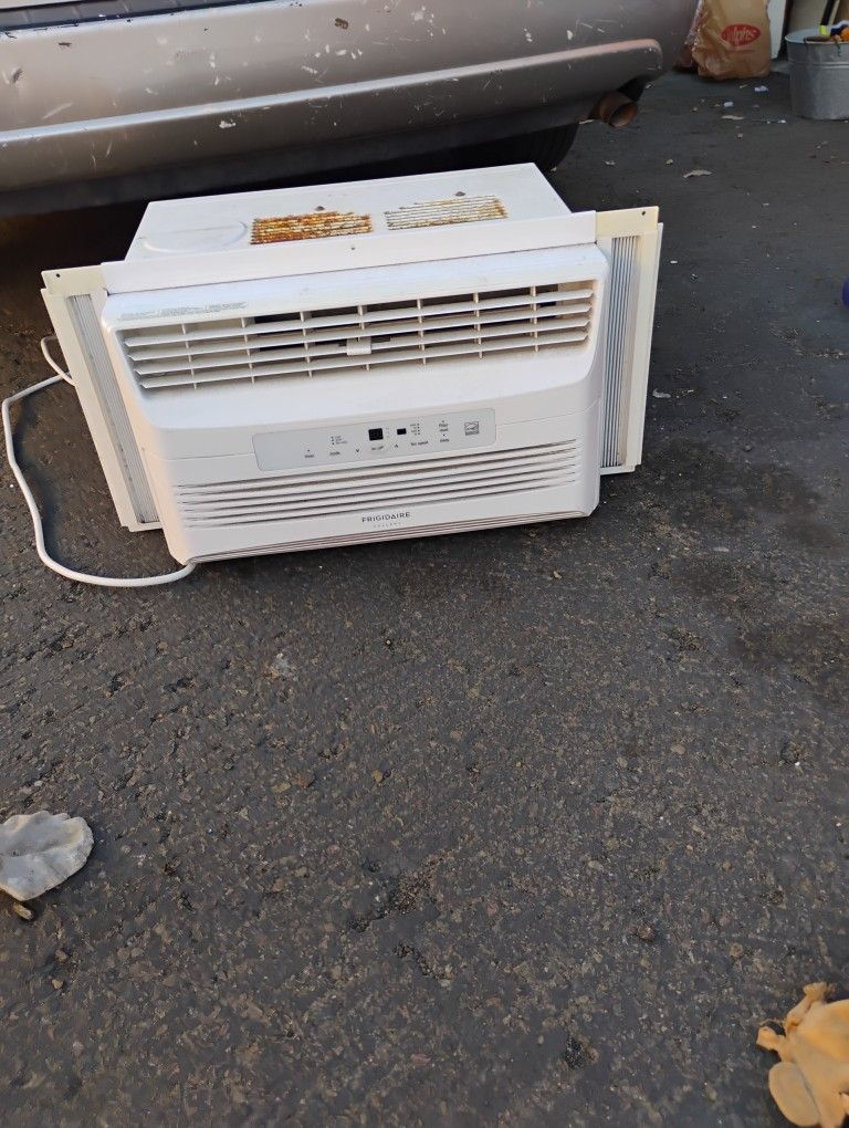 8500btu Window AC Unit