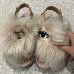 UGG kids  sandals