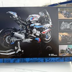 M1000RR lego set