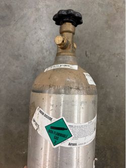CO2 tank