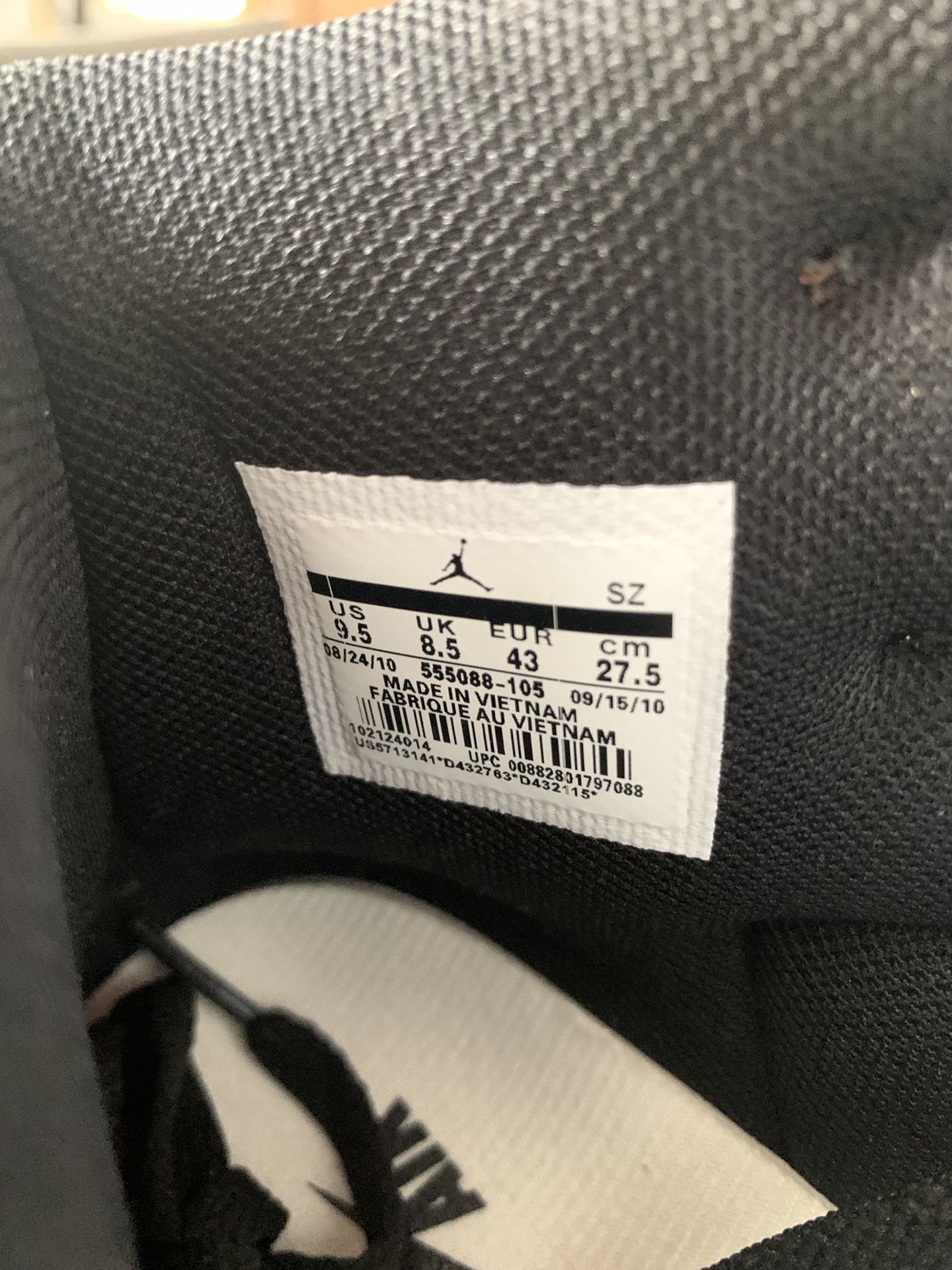 Jordan 1 Retro High Dark Mocha Size: 9.5