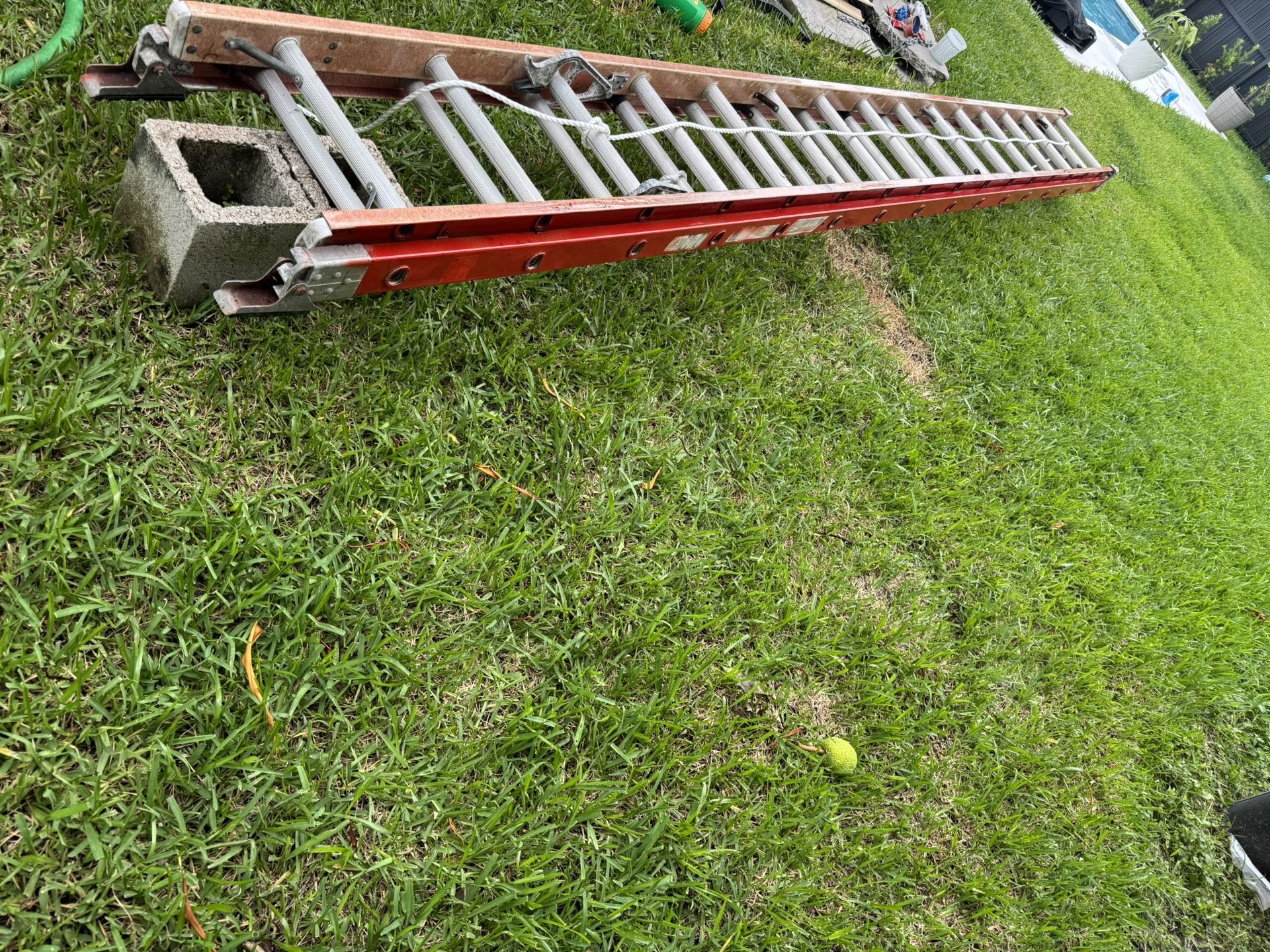 32 Foot Ladder