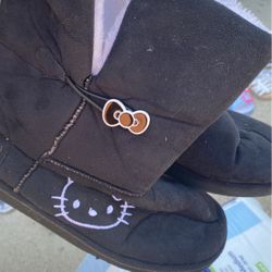 Hello Kitty Slippers Size 8