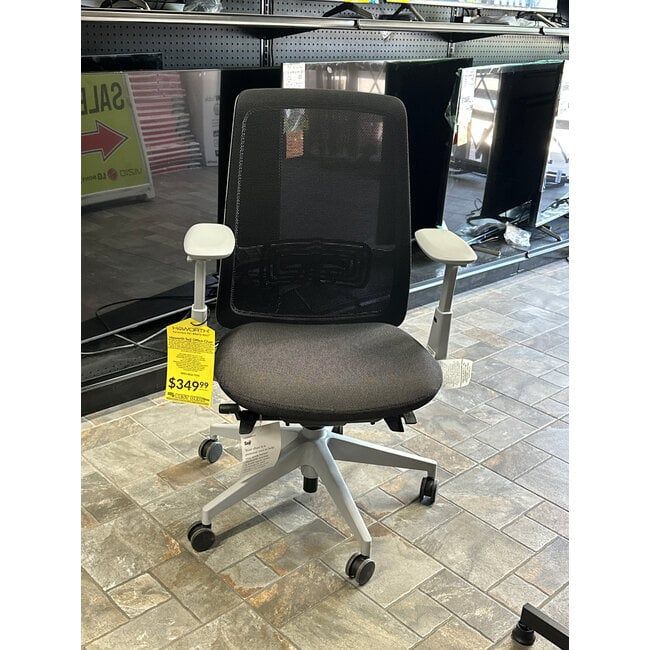 Haworth Soji High End Ergonomic Office Chair Mesh Back