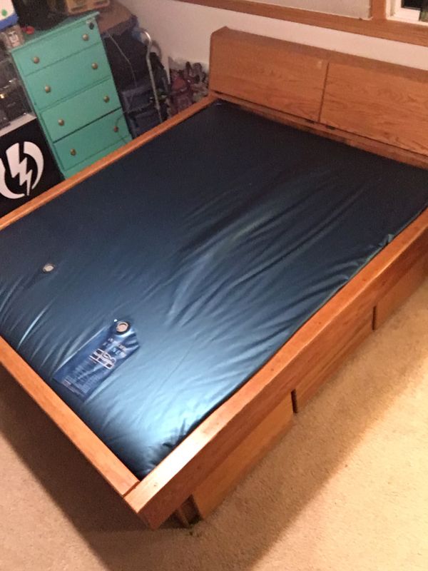 California King Waterbed w/ storage for Sale in Bellevue, WA OfferUp