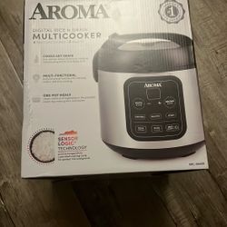 Aroma Multicooker Digital$30